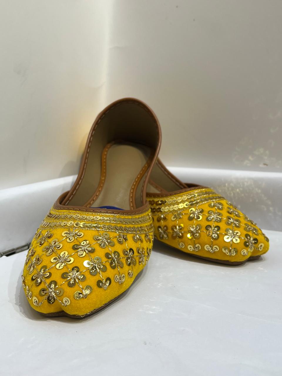 Paded 21 Yellow