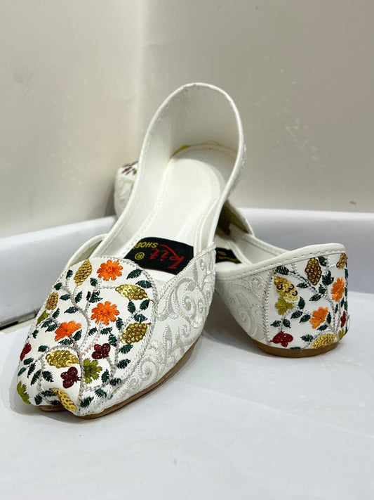 Paded 02 White